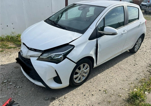 Toyota Yaris cena 25000 przebieg: 70000, rok produkcji 2019 z Zduny małe 16